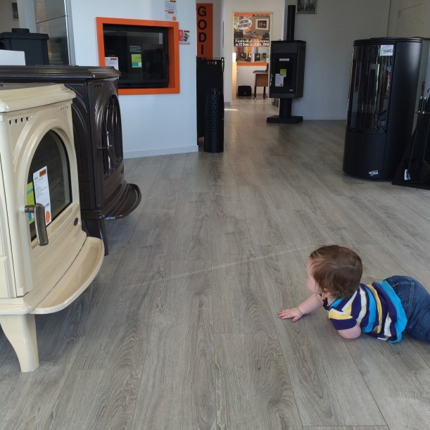 It's hard choosing the right poêle!