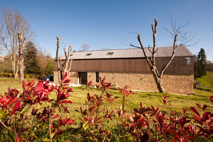la maison bois, charente, timber, eco, holiday home, gite